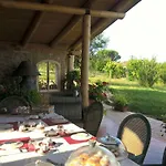 Macchia D'olmo Oda ve Kahvaltı Capaccio
