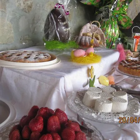 Macchia D'olmo Bed and breakfast