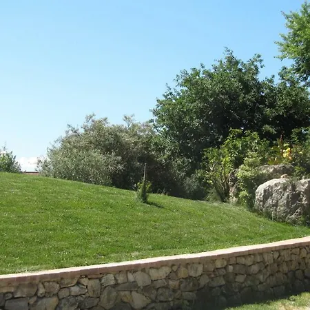 Macchia D'olmo Bed & Breakfast